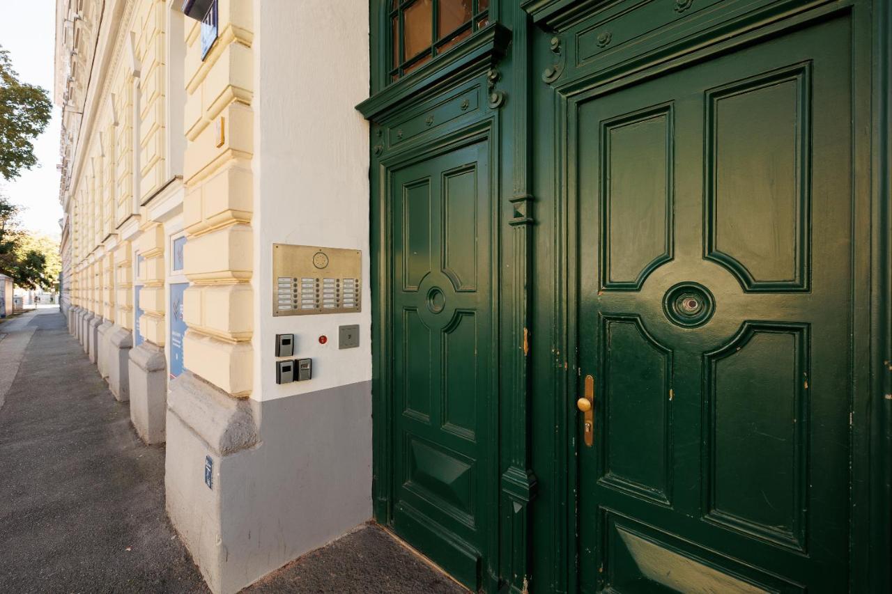 Apartments Next To Schoenbrunn Wien Exterior foto